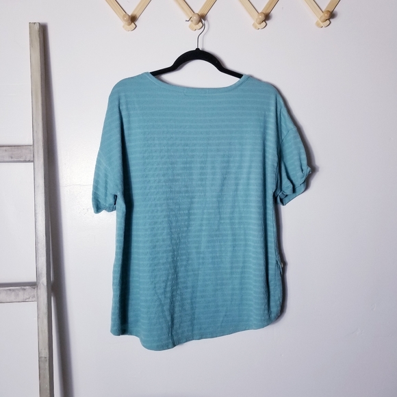 NEW YORK LAUNDRY TEAL BLUE BLOUSE WITH BUTTONS ON SIDES SIZE LARGE - Picture 2 of 11